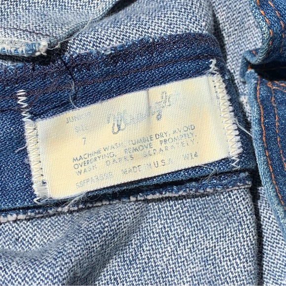 Vintage 70s WRANGLER High Rise Wide Leg Jeans size 25” Waist Back Belt Detail - Picture 10 of 11